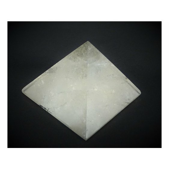 krystalova pyramida 6cm.jpg